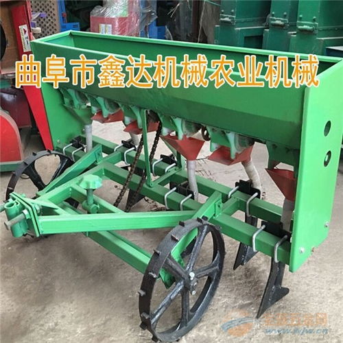 現(xiàn)代播種機械 提升農(nóng)業(yè)生產(chǎn)效率的關(guān)鍵工具